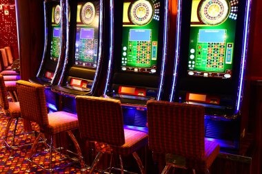 garuda gacor Koprok table interface showing hand rankings and payout table
